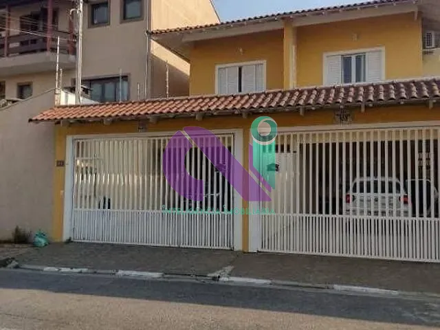 Sobrado com 240m² 3 quartos e 4 banheiros, à venda, no bairro Jardim das Flores em Osasco