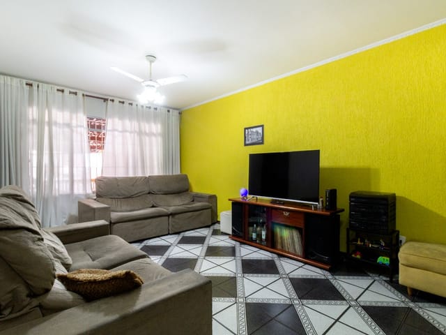 Foto do Sobrado - Sobrado para venda em Helena Maria com 3 quartos, sendo 1 suíte, 199.3m² | Lares e Andares Imóveis