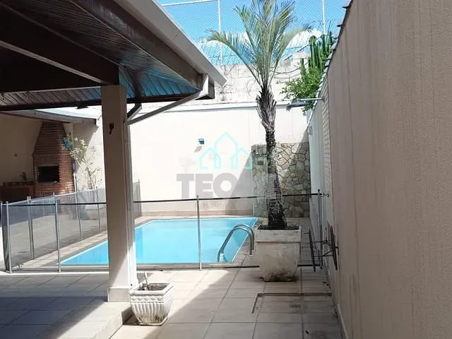 Sobrado com 446m² 3 quartos e 2 banheiros, à venda ou para alugar, no bairro Jardim das Nações em Taubaté