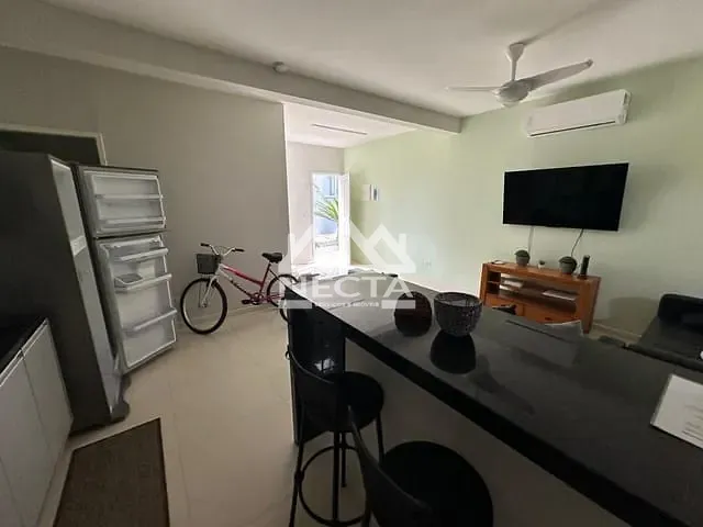 Sobrado com 105m² 3 quartos e 4 banheiros, à venda, no bairro Massaguaçu em Caraguatatuba