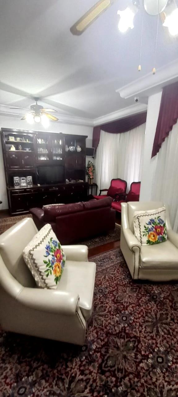 Sobrado à venda 3 Quartos, 1 Suite, 4 Vagas, 280M², Barcelona, São Caetano do Sul - SP