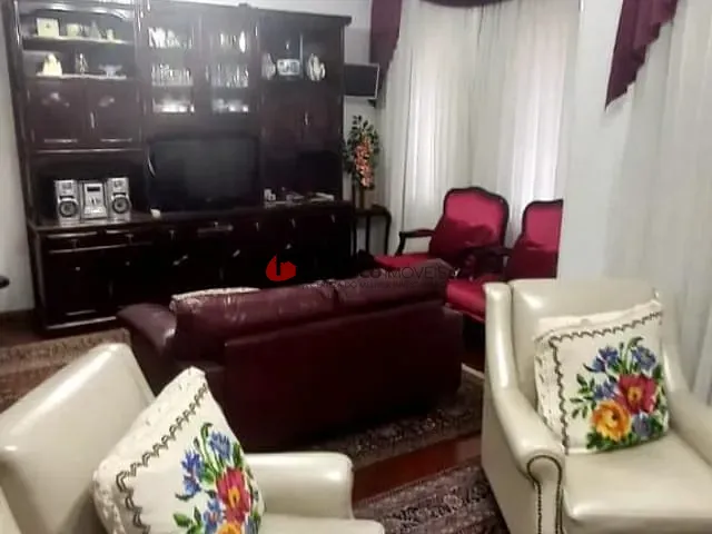 Sobrado com 220m² 3 quartos e 1 banheiro, à venda, no bairro Barcelona em São Caetano do Sul