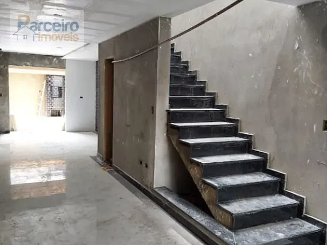 Sobrado com 100m² 3 quartos e 3 banheiros, à venda, no bairro Penha de França em São Paulo