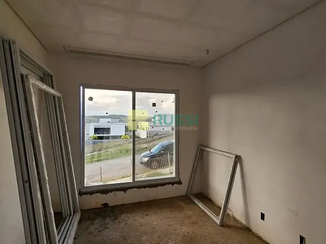 Sobrado com 600m² 4 quartos e 6 banheiros, à venda, no bairro Condomínio Residencial Colinas do Paratehy em São José dos Campos