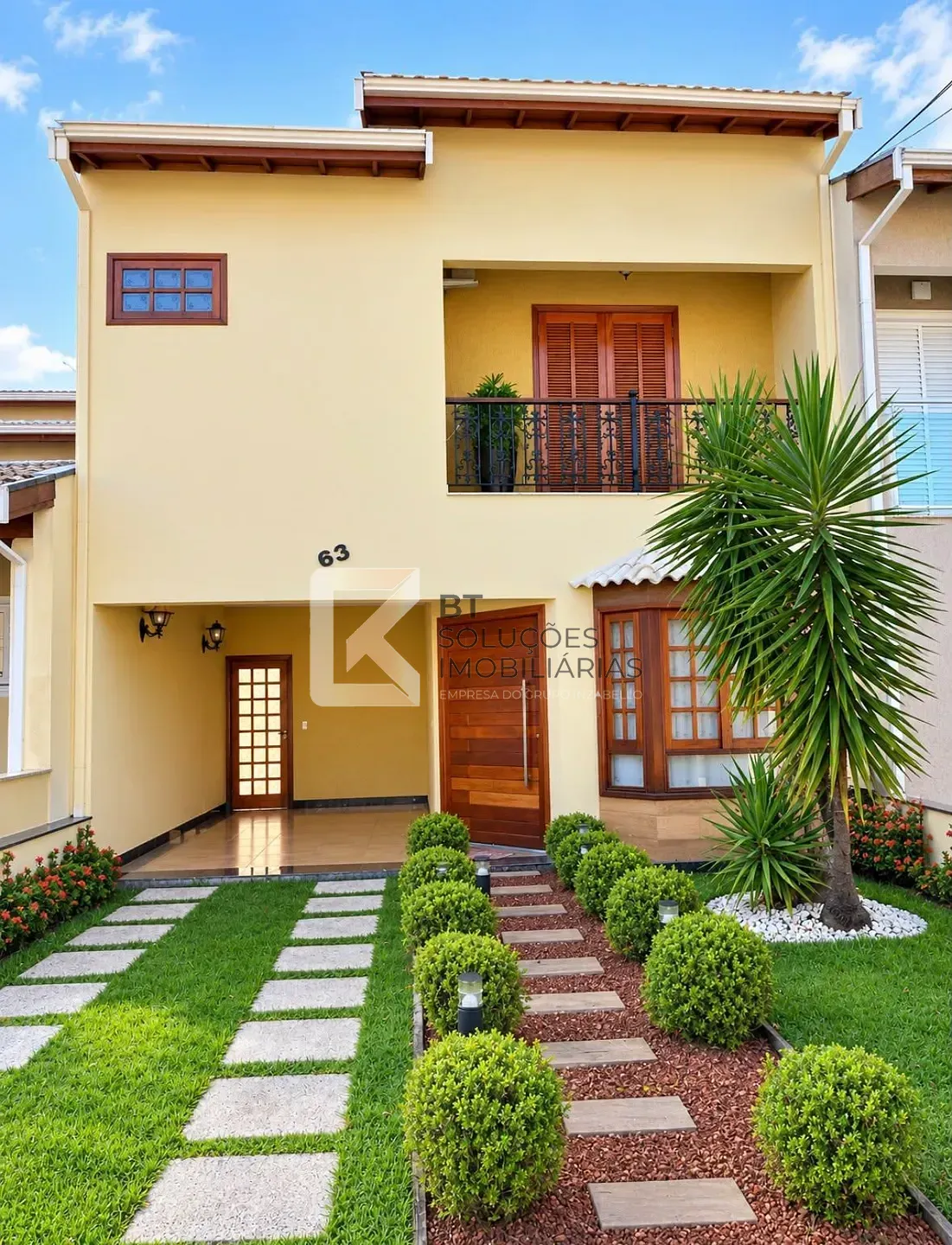 Sobrado, 3 quartos, 184 m² - Foto 1
