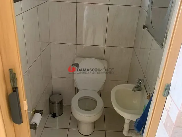 Sobrado com 252m² 3 quartos e 1 banheiro, à venda, no bairro Cerâmica em São Caetano do Sul
