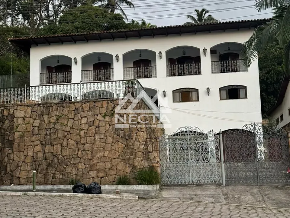 Sobrado, 5 quartos, 880 m² - Foto 2