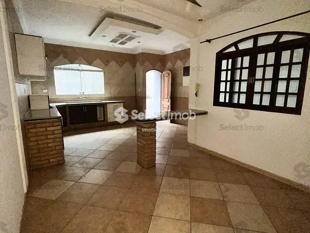 Sobrado com 280m² 3 quartos e 3 banheiros, à venda, no bairro Jardim Guapituba em Mauá