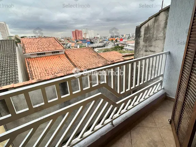 Sobrado com 280m² 3 quartos e 3 banheiros, à venda, no bairro Jardim Guapituba em Mauá