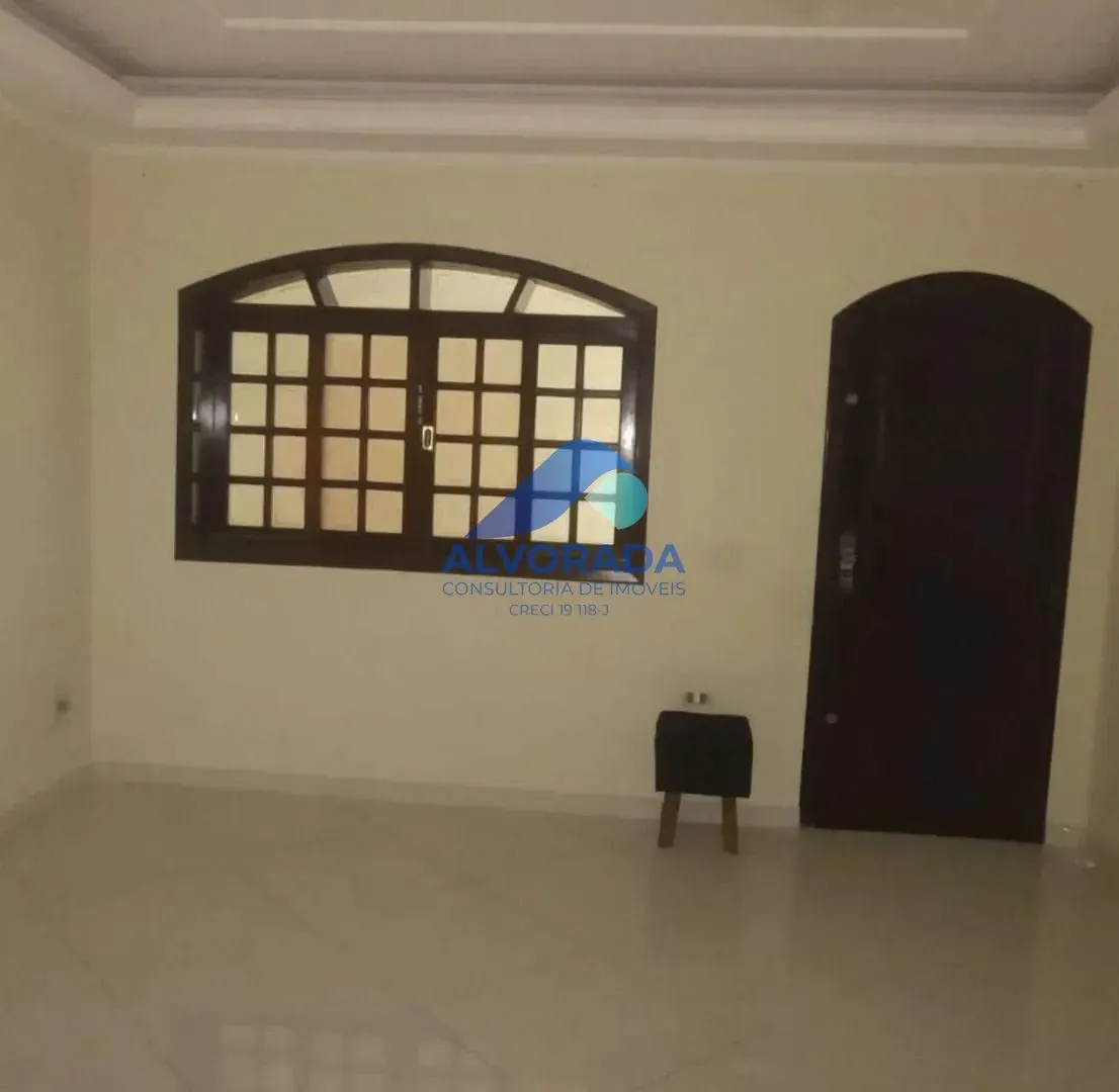 Sobrado, 3 quartos, 304 m² - Foto 3