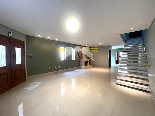 Sobrado com 340m² 5 quartos e 4 banheiros, à venda ou para alugar, no bairro Belém em São Paulo