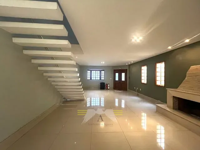 Sobrado com 340m² 5 quartos e 4 banheiros, à venda ou para alugar, no bairro Belém em São Paulo