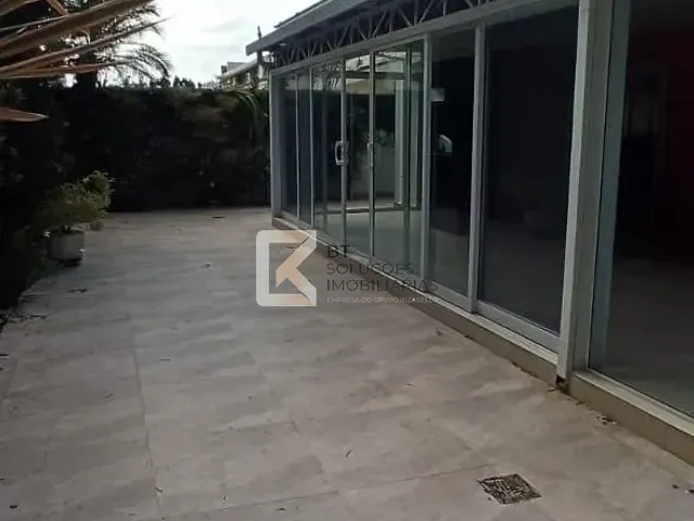 Sobrado com 300m² 3 quartos e 4 banheiros, à venda, no bairro Villaggio Porto Fino em Indaiatuba