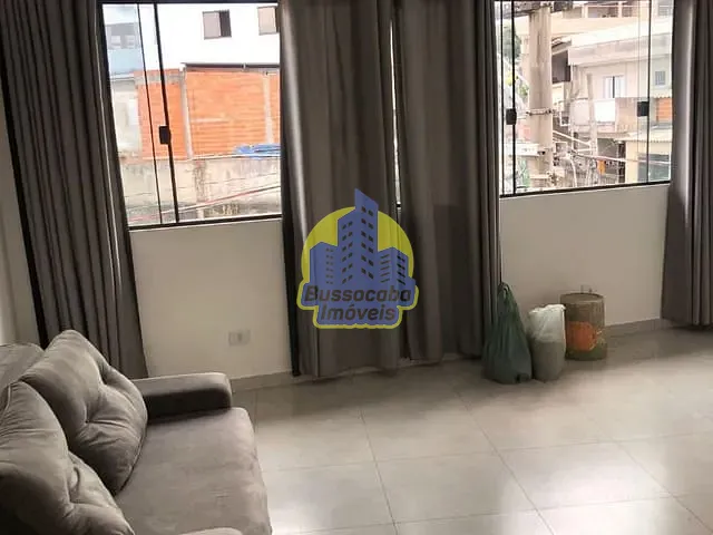 Sobrado com 138m² 3 quartos e 2 banheiros, à venda, no bairro Parque Santa Teresa em Carapicuíba