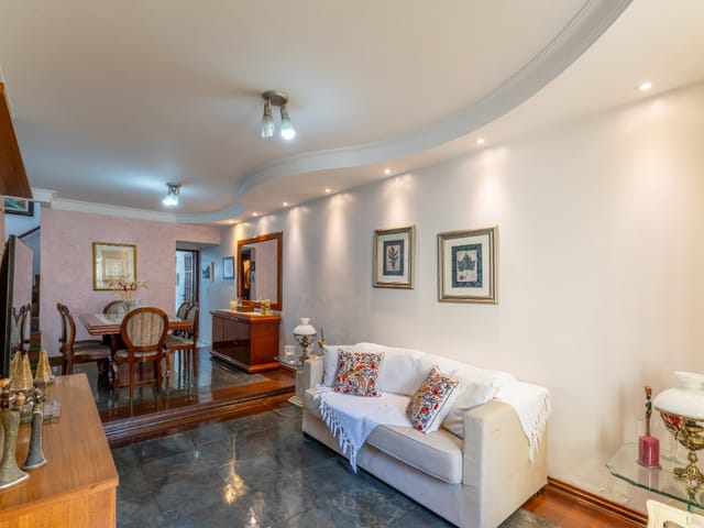 Foto do Sobrado - Sobrado para venda em Vila Marari com 3 quartos, sendo 2 suítes , 130m² | Correteria Imóveis