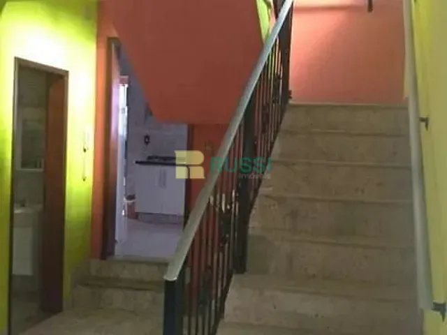 Sobrado com 250m² 3 quartos e 2 banheiros, à venda, no bairro Jardim Terras de São João em Jacareí