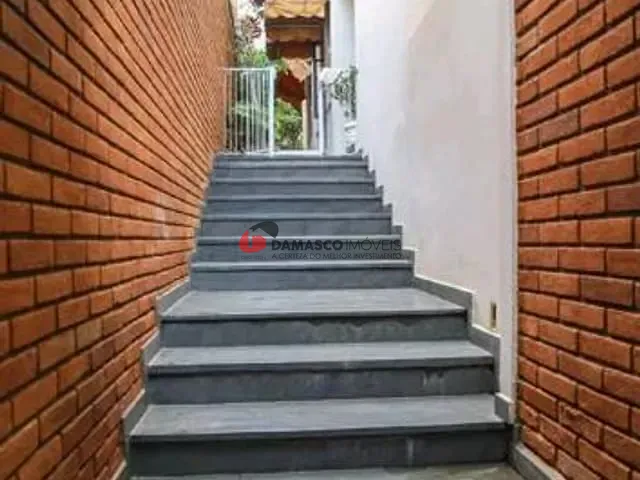 Sobrado com 245m² 3 quartos e 1 banheiro, à venda, no bairro Cerâmica em São Caetano do Sul