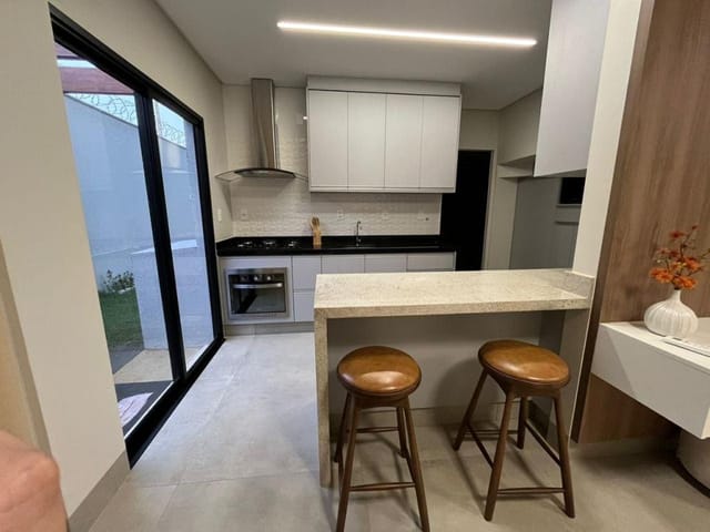 Foto do Sobrado - SOBRADO 03 SUÍTES À VENDA EM CONDOMÍNIO FECHADO  VILA ROSA -PRÓXIMO AO JARDINS VIENA | Provenda Imobiliária