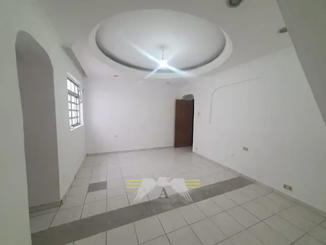 Sobrado 3 quartos e 2 banheiros, à venda, no bairro Brás em São Paulo