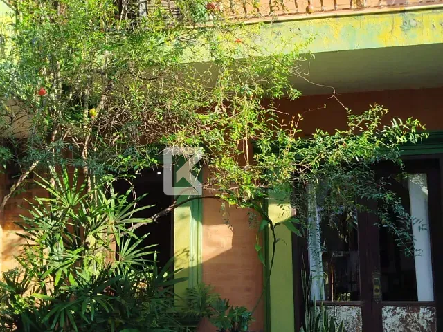 Sobrado com 300m² 4 quartos e 2 banheiros, à venda, no bairro Jardim Esplanada em Indaiatuba
