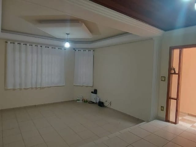 Foto do Sobrado - Sobrado com 4 dormitórios para alugar, 300 m² por R$ 3.577,01/mês - Jardim América - São José dos Campos/SP | INDEPENDENCE NEGOCIOS IMOBILIARIOS LTDA