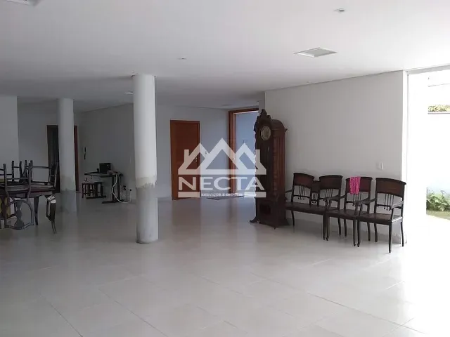 Sobrado com 500m² 3 quartos e 5 banheiros, à venda, no bairro Prainha em Caraguatatuba