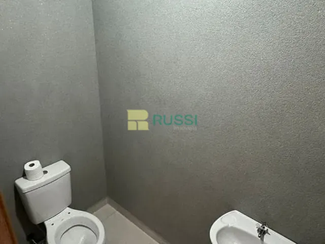 Sobrado com 125m² 3 quartos e 2 banheiros, à venda, no bairro Jardim das Indústrias em São José dos Campos