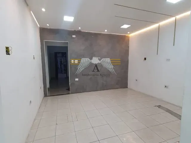 Sobrado 2 quartos e 2 banheiros, à venda ou para alugar, no bairro Carrão em São Paulo