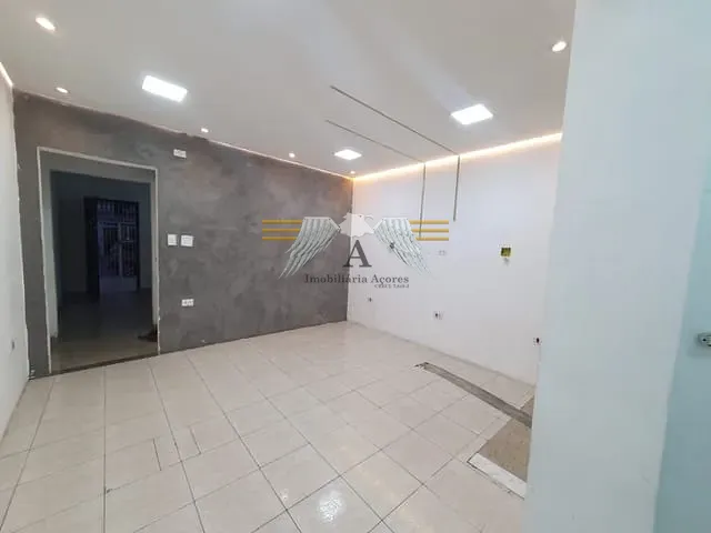 Sobrado 2 quartos e 2 banheiros, à venda ou para alugar, no bairro Carrão em São Paulo