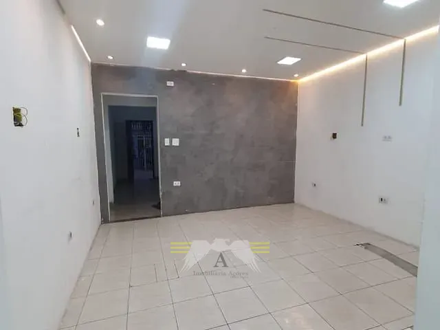 Sobrado 2 quartos e 2 banheiros, à venda ou para alugar, no bairro Carrão em São Paulo