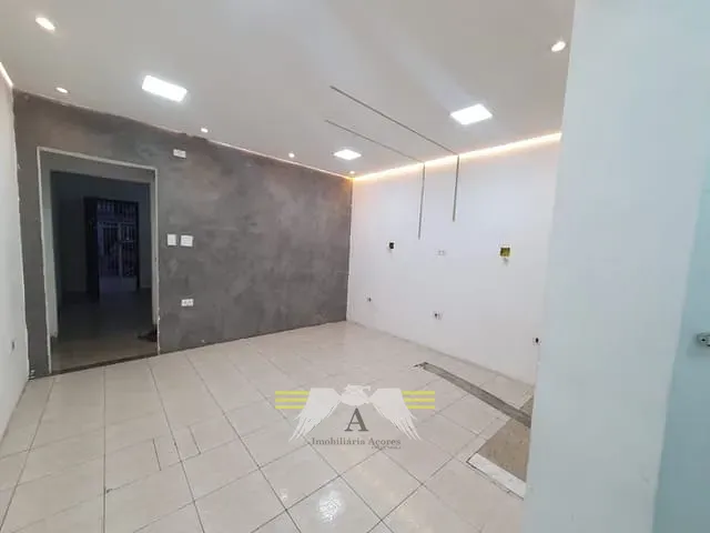 Sobrado 2 quartos e 2 banheiros, à venda ou para alugar, no bairro Carrão em São Paulo