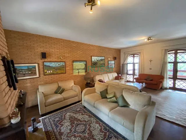 Sobrado com 736m² 4 quartos e 5 banheiros, à venda, no bairro Jardim Esplanada em São José dos Campos