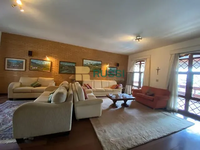 Sobrado com 736m² 4 quartos e 5 banheiros, à venda, no bairro Jardim Esplanada em São José dos Campos