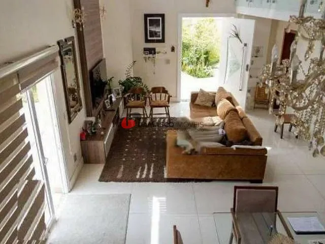 Sobrado com 396m² 4 quartos e 1 banheiro, à venda, no bairro Jardim São Caetano em São Caetano do Sul
