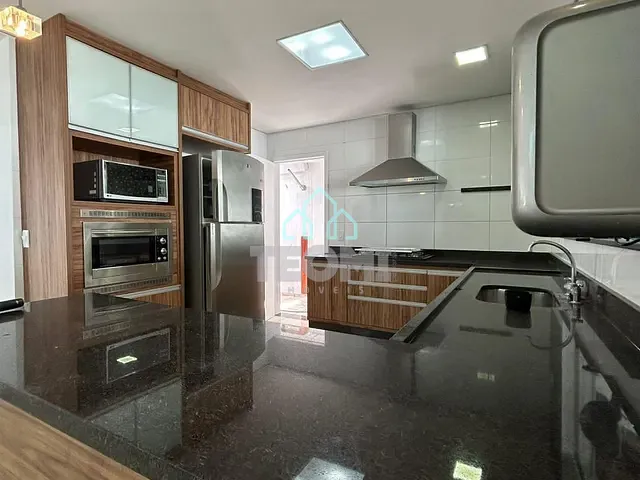 Sobrado com 350m² 3 quartos e 3 banheiros, à venda, no bairro Caminho Novo em Tremembé