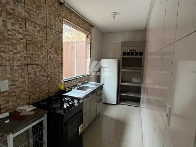Sobrado com 87m² 3 quartos e 3 banheiros, à venda ou para alugar, no bairro Oficinas em Ponta Grossa