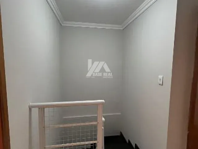 Sobrado com 87m² 3 quartos e 3 banheiros, à venda ou para alugar, no bairro Oficinas em Ponta Grossa