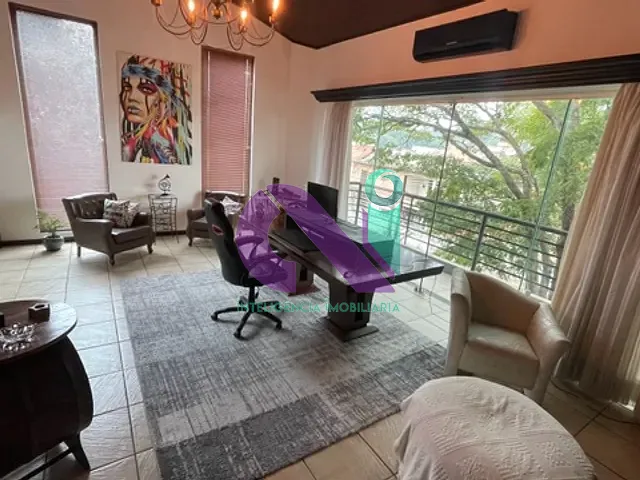 Sobrado com 250m² 4 quartos e 5 banheiros, à venda, no bairro Adalgisa em Osasco