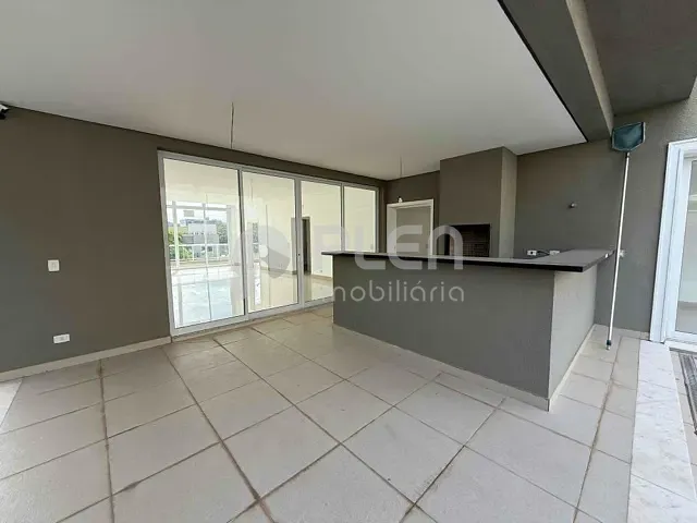 Sobrado 4 quartos e 5 banheiros, à venda, no bairro Alphaville em Santana de Parnaíba