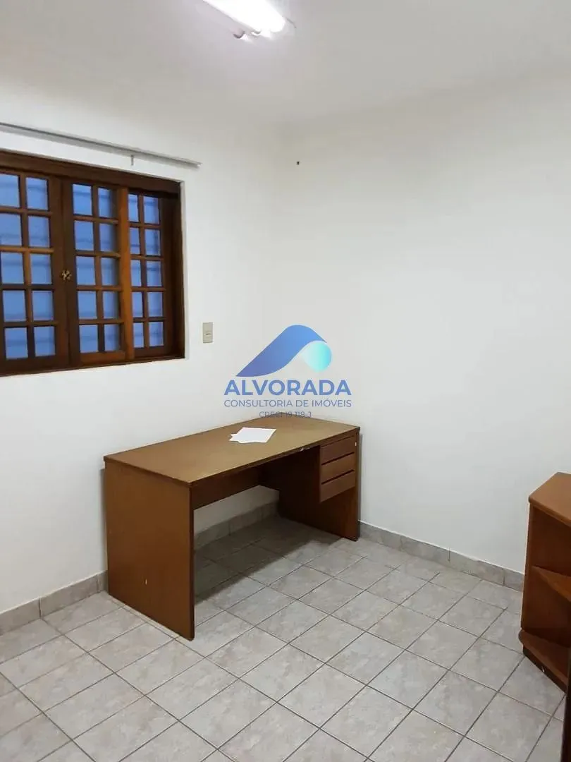Sobrado, 4 quartos, 240 m² - Foto 4