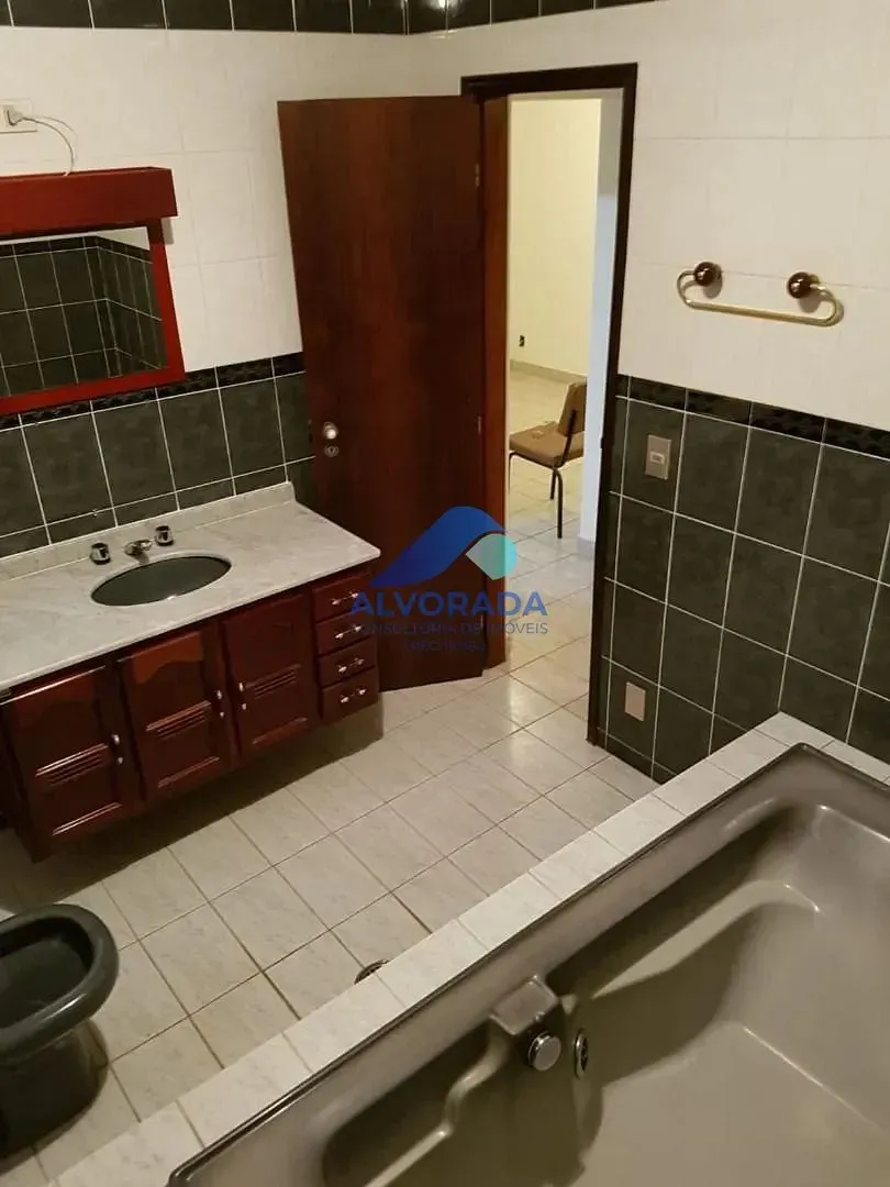 Sobrado, 4 quartos, 240 m² - Foto 5