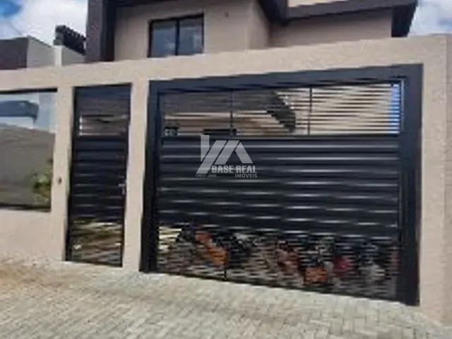 Sobrado 3 quartos e 3 banheiros, à venda, no bairro Cará-Cará em Ponta Grossa