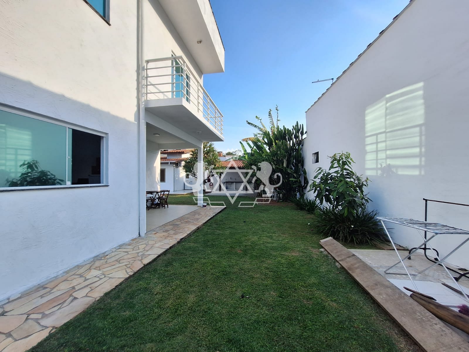 Sobrado, 5 quartos, 300 m² - Foto 1