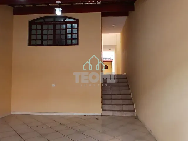 Sobrado 2 quartos e 2 banheiros, à venda, no bairro Loteamento Residencial e Comercial Bosque Flamboyant em Taubaté