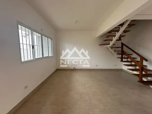 Sobrado com 110m² 3 quartos e 3 banheiros, à venda, no bairro Indaiá em Caraguatatuba