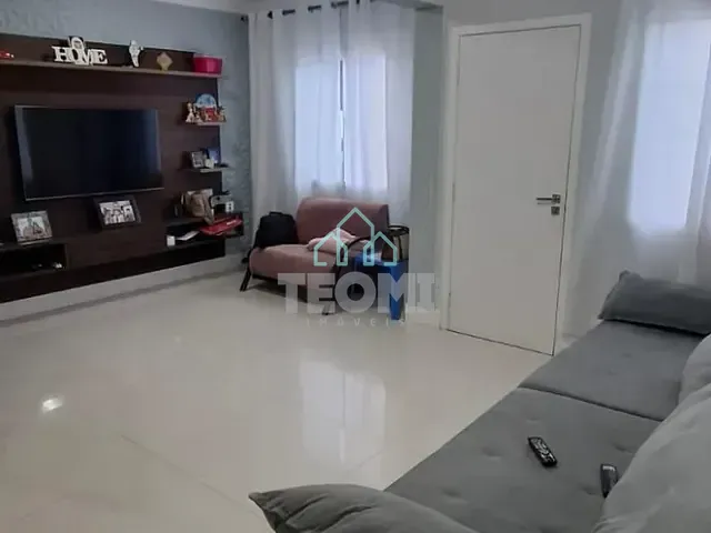 Sobrado com 132m² 3 quartos e 2 banheiros, à venda, no bairro Loteamento Fernando Camargo Nogueira em Taubaté