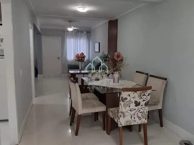 Sobrado com 132m² 3 quartos e 2 banheiros, à venda, no bairro Loteamento Fernando Camargo Nogueira em Taubaté