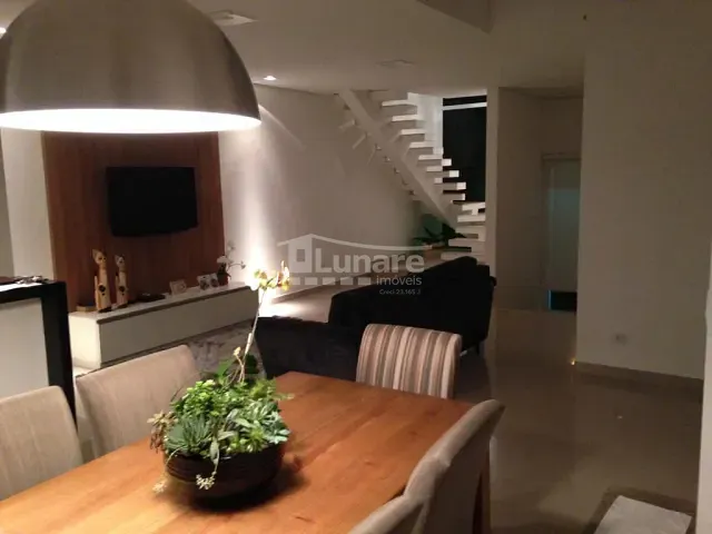 Sobrado com 340m² 3 quartos e 3 banheiros, à venda, no bairro Vila Moraes em Mogi das Cruzes