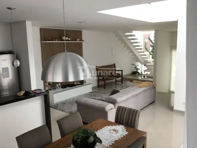 Sobrado com 340m² 3 quartos e 3 banheiros, à venda, no bairro Vila Moraes em Mogi das Cruzes
