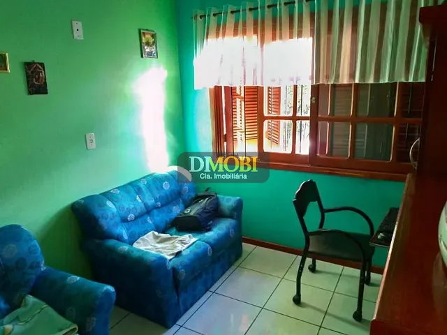 Sobrado com 300m² 4 quartos e 3 banheiros, à venda, no bairro Parque Espírito Santo em Cachoeirinha